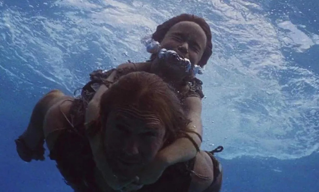 Things You Never Knew About Kevin Costner's Disastrous Waterworld Strong Mind, Brave Heart